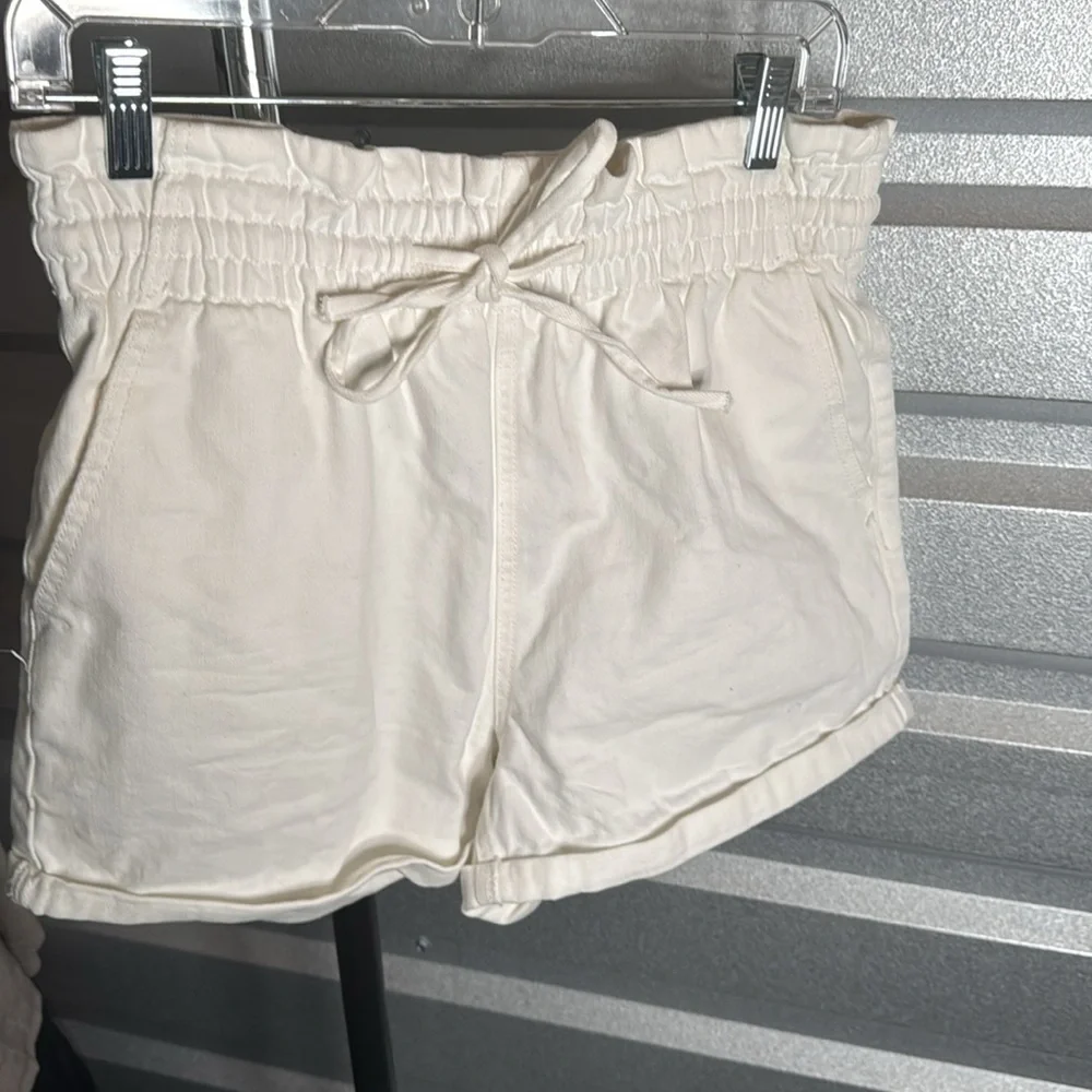 Easel high waist bag shorts, size M